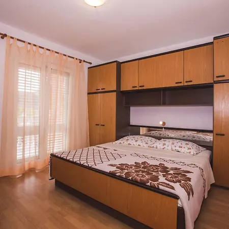Appartamento Kastell Lopar